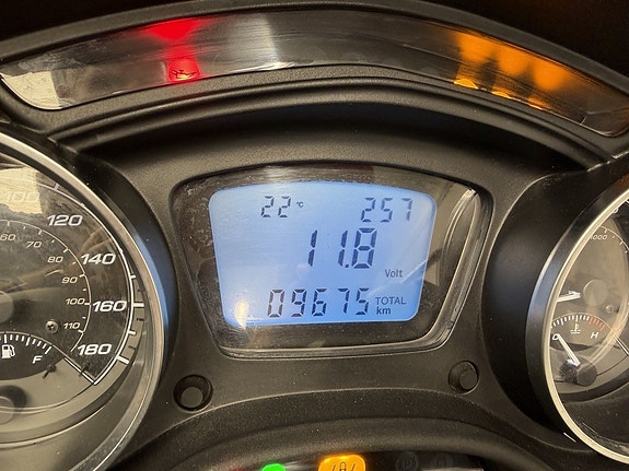Piaggio MP3 400 HPE 11 of 12