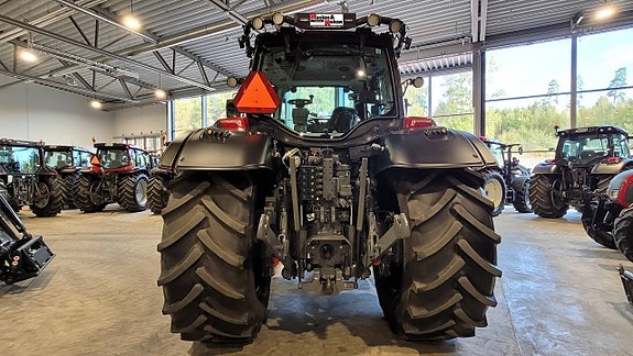 Valtra N155E Versu / TwinTrac / Lastare / Front PTO 9 of 12