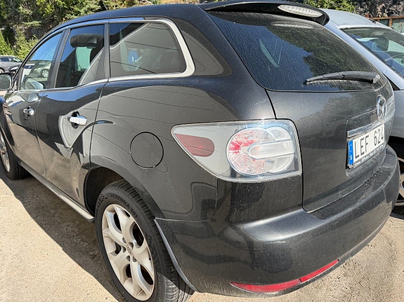 Mazda CX-7 2 of 5