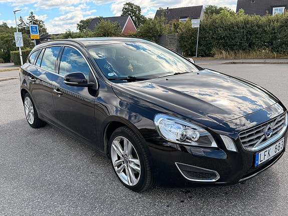 Volvo V60 3 of 8