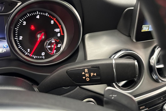 Mercedes-Benz GLA200 d 22 of 22