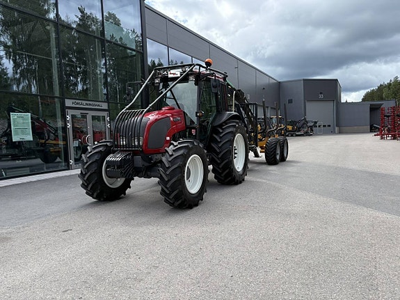Valtra A93 HiTech + Moheda 101-4WD M40 3 of 12