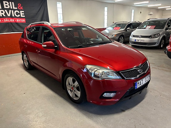 Kia Ceed 2 of 6