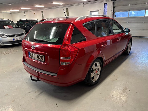 Kia Ceed 3 of 6