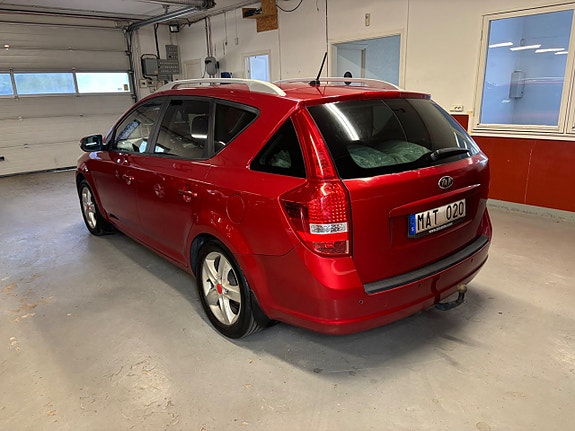 Kia Ceed 4 of 6