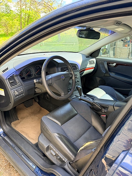 Volvo S60 5 of 11