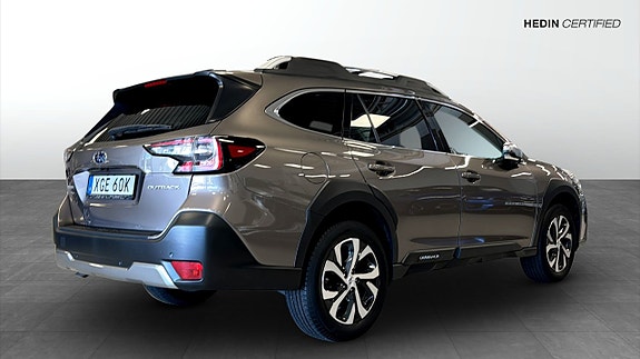 Subaru Outback 2 of 13