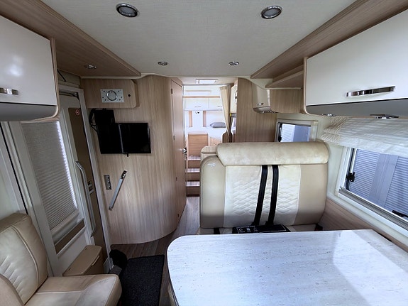 Bürstner ixeo Time IT 726 163hk Backkamera GPS Skybed Markis 17 of 22