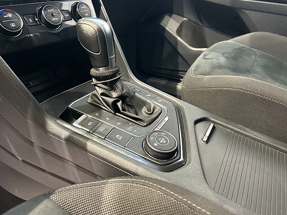 Volkswagen Tiguan 7 of 13