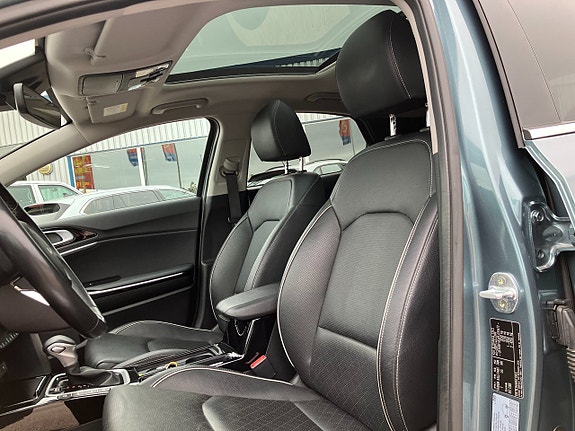 Kia XCeed 5 of 29