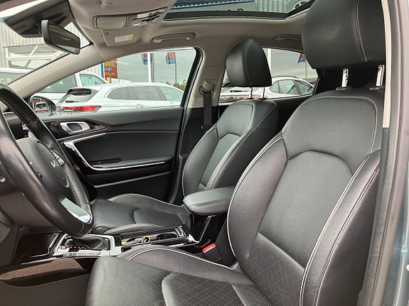 Kia XCeed 14 of 29