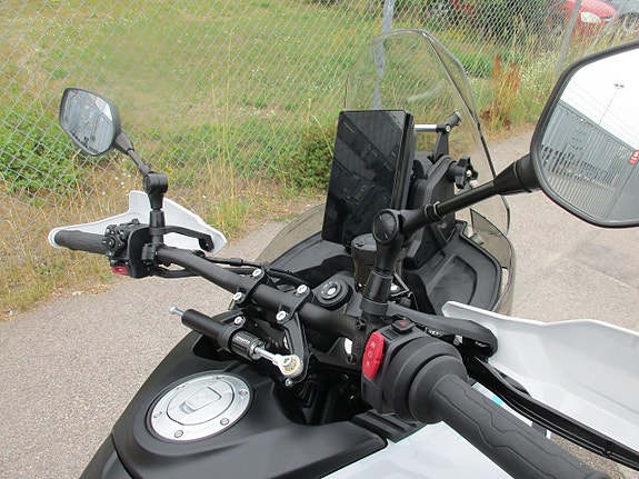 CFMOTO 1000 MT-X 4 of 5