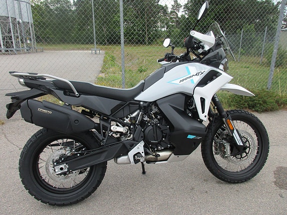 CFMOTO 1000 MT-X 2 of 5
