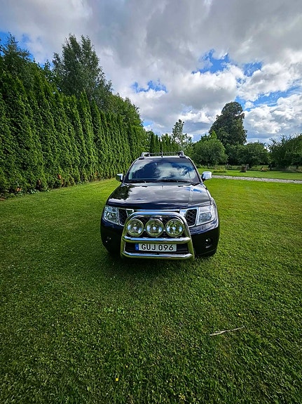 Nissan Navara 4 of 15
