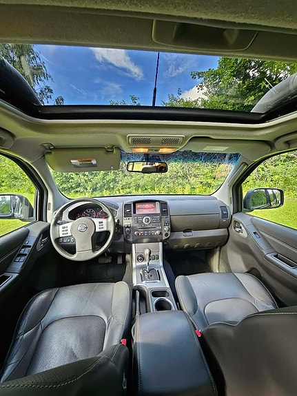 Nissan Navara 12 of 15