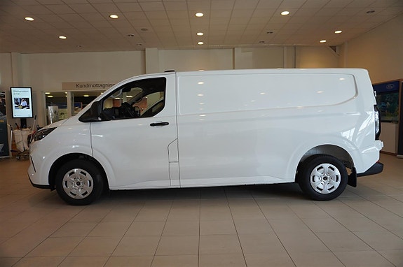 Ford Transit Custom 3 of 10