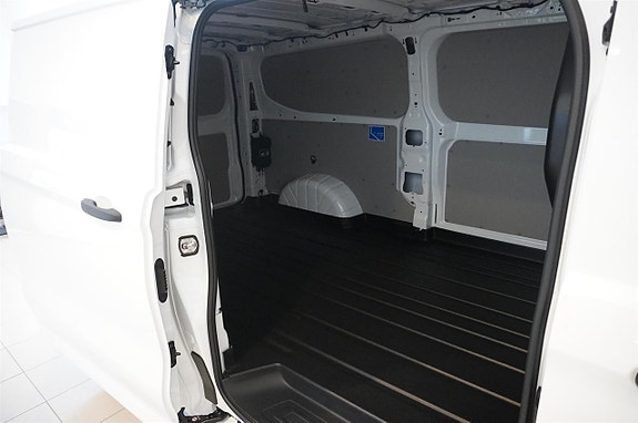 Ford Transit Custom 7 of 10