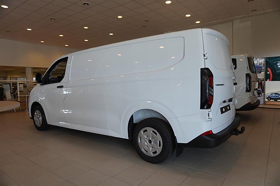 Ford Transit Custom 4 of 10