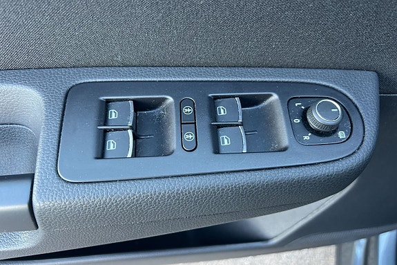 Volkswagen Sharan 14 of 25