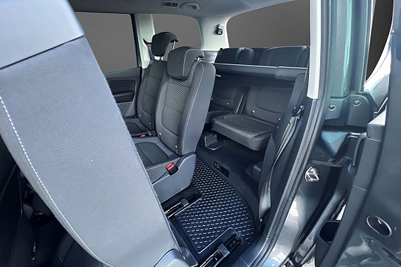 Volkswagen Sharan 12 of 25
