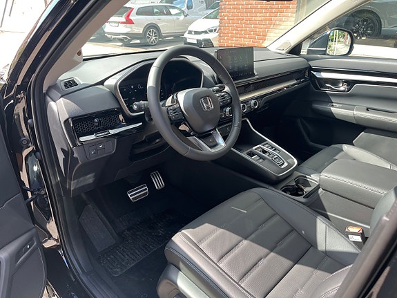 Honda CR-V 9 of 13