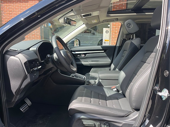 Honda CR-V 7 of 13