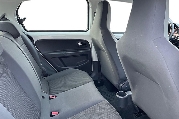 Volkswagen UP! 19 of 22
