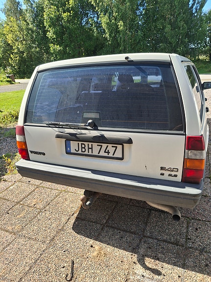 Volvo 940 2 of 5