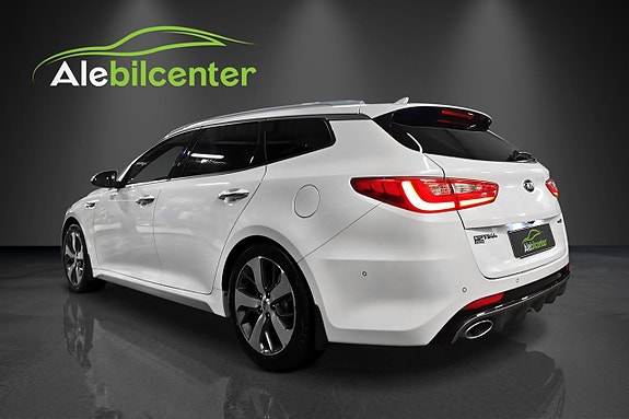 Kia Optima 4 of 14