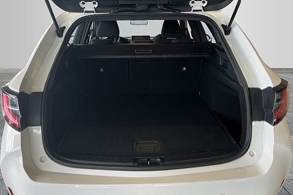 Toyota Corolla 9 of 14