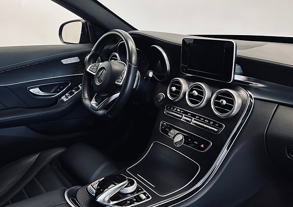 Mercedes-Benz C450 10 of 12