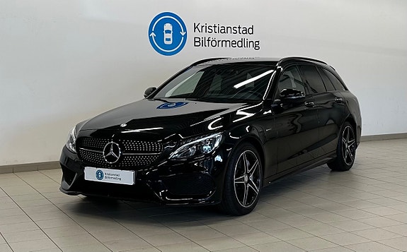 Mercedes-Benz C450 2 of 12