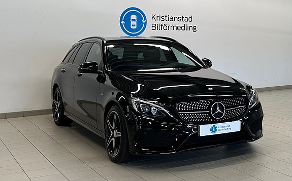 Mercedes-Benz C450 5 of 12
