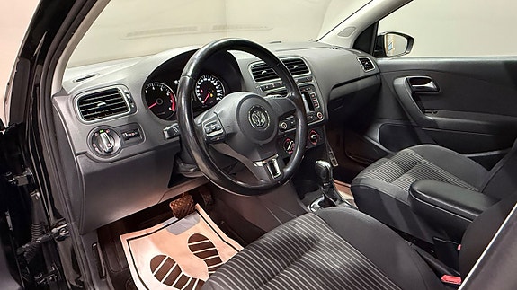 Volkswagen Polo 8 of 18