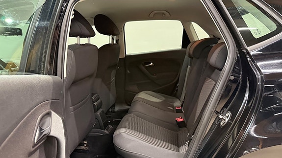 Volkswagen Polo 14 of 18