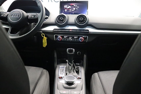 Audi Q2 14 of 26