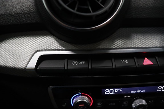 Audi Q2 21 of 26