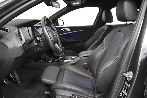 BMW 118i 9 of 19