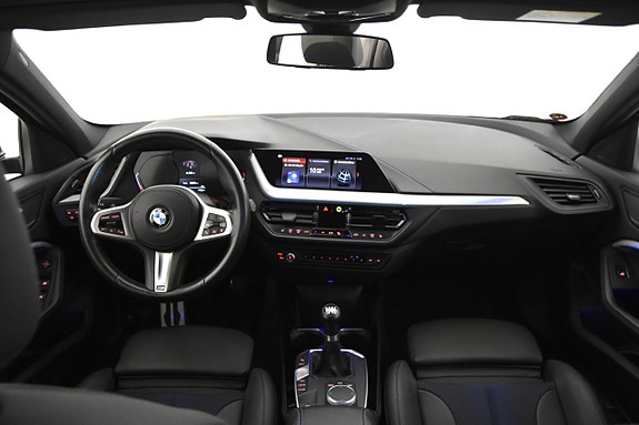 BMW 118i 11 of 19