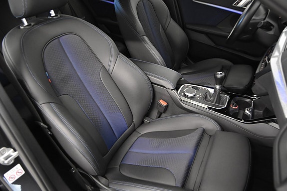 BMW 118i 17 of 19