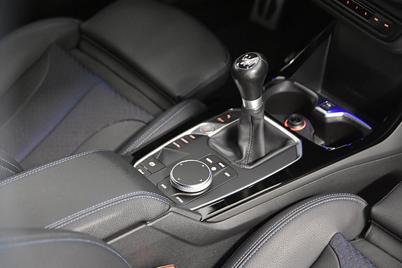 BMW 118i 18 of 19