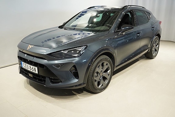 Cupra Formentor e-HYBRID 2 of 10