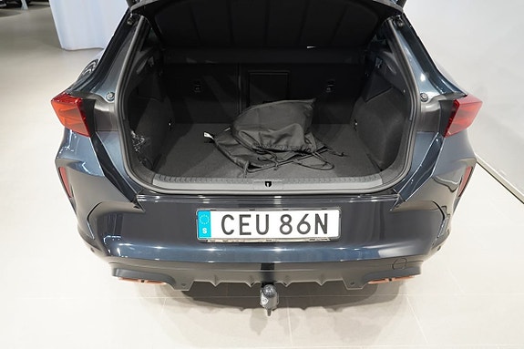Cupra Formentor e-HYBRID 8 of 10