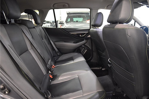 Subaru Outback 14 of 22