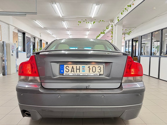 Volvo S60 7 of 26