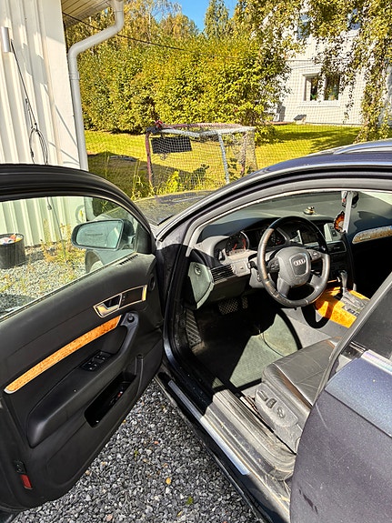 Audi A6 2 of 4
