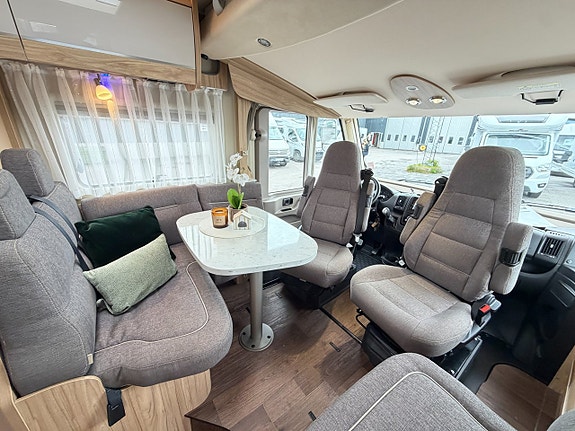 Hymer B 698 CL - Queenbed - Alde - Automat - Ugn - 7 of 20