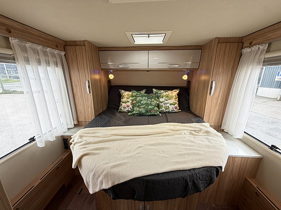 Hymer B 698 CL - Queenbed - Alde - Automat - Ugn - 13 of 20