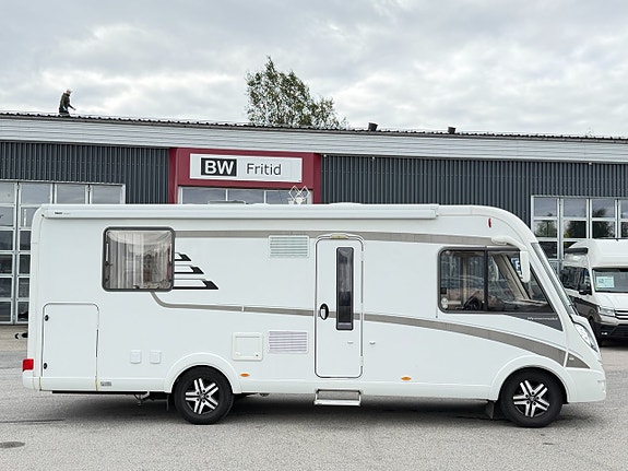 Hymer B 698 CL - Queenbed - Alde - Automat - Ugn - 2 of 20