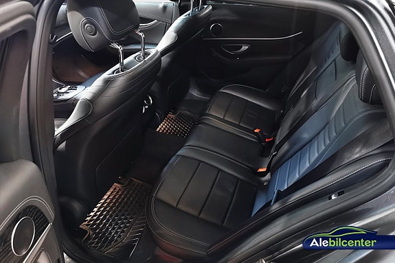 Mercedes-Benz E220 14 of 14